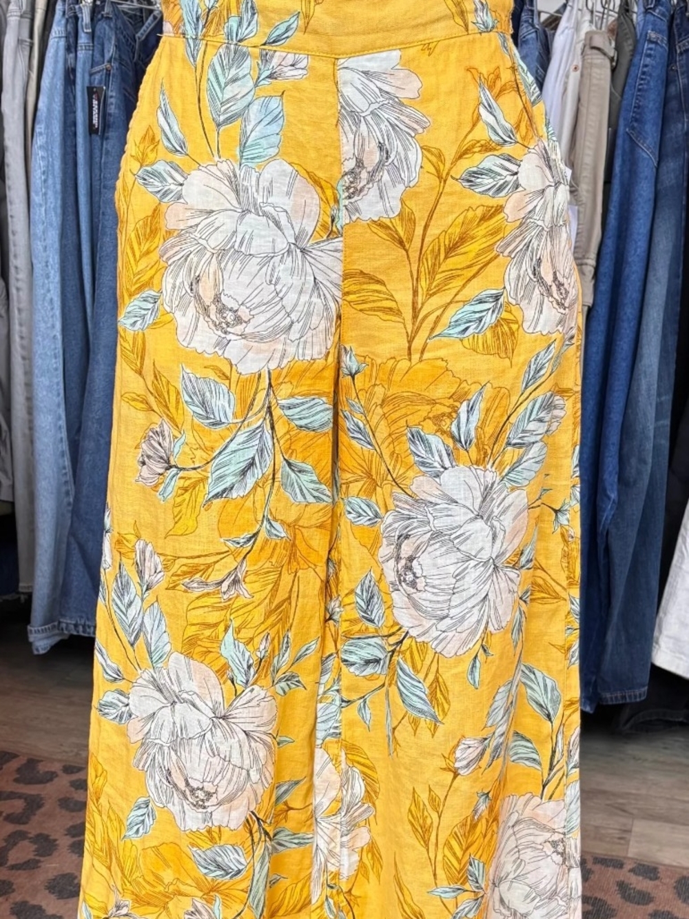 Yellow Floral Wide-Leg Women's Capris